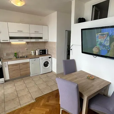 Trpimira Street Апартаменты *